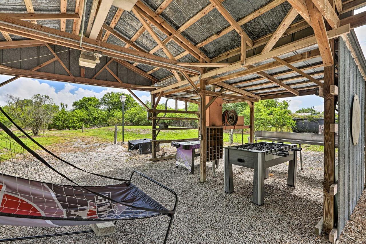 Authentic Clewiston Home With Outdoor Game Room Экстерьер фото